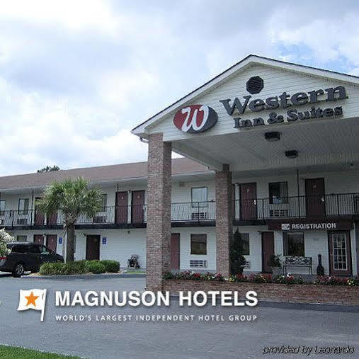 Western Inn & Suites Дуглас Экстерьер фото