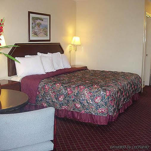 Western Inn & Suites Дуглас Экстерьер фото