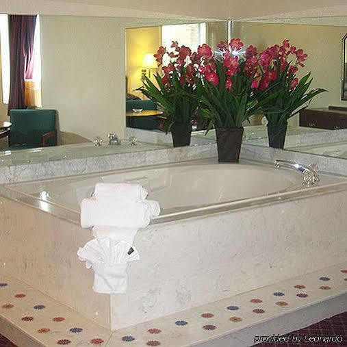 Western Inn & Suites Дуглас Экстерьер фото
